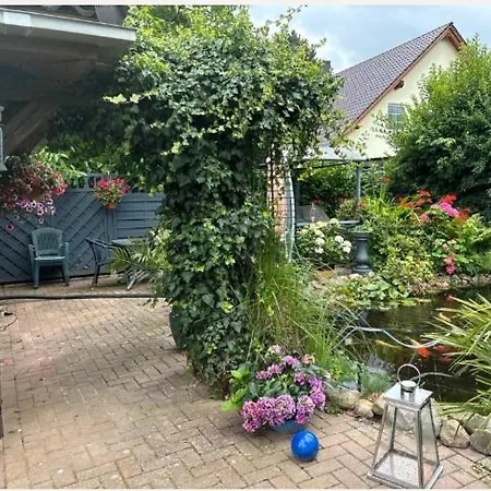 Ferien-Monteurwohnung In Idylischer Lage Dummerstorf Exterior foto